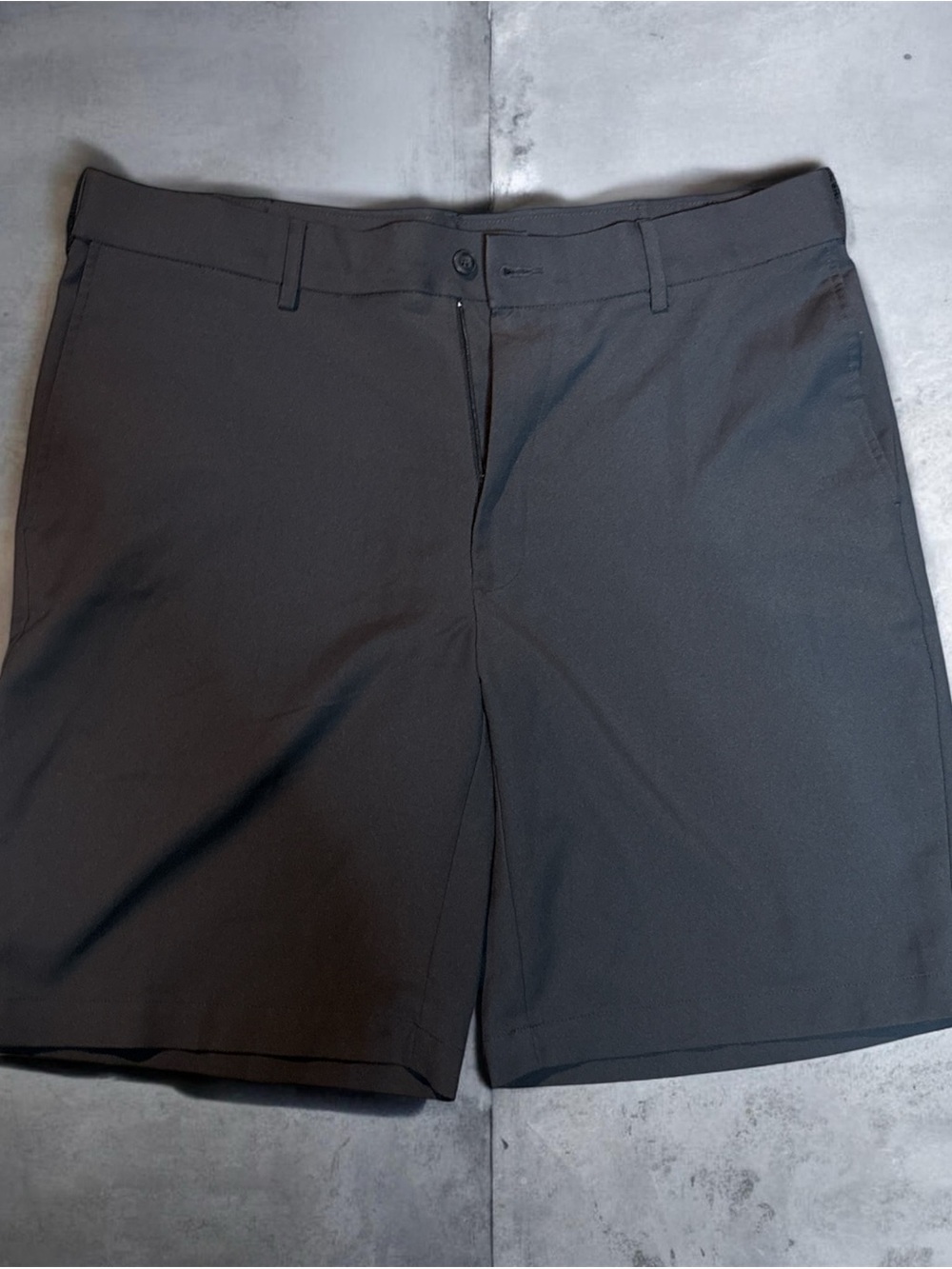 Grand Slam dark gray Men's Flat-Front Golf Shorts